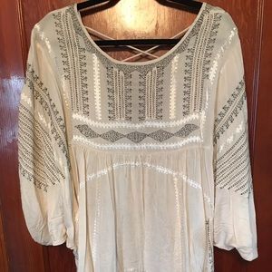 Free People Cream Embroidered Tunic. Size Medium.